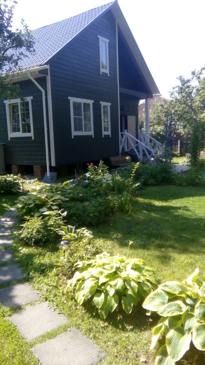 Это наш дом, сейчас он выглядит так.