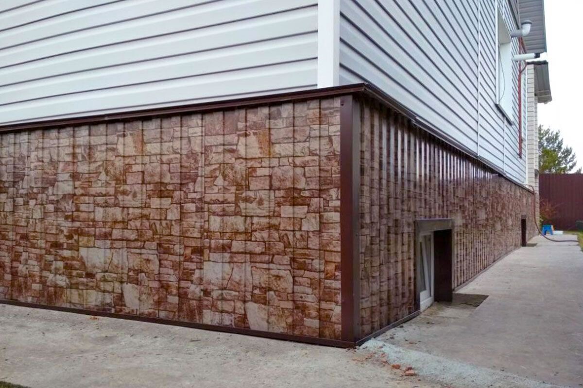 Цоколь обшитый профнастилом