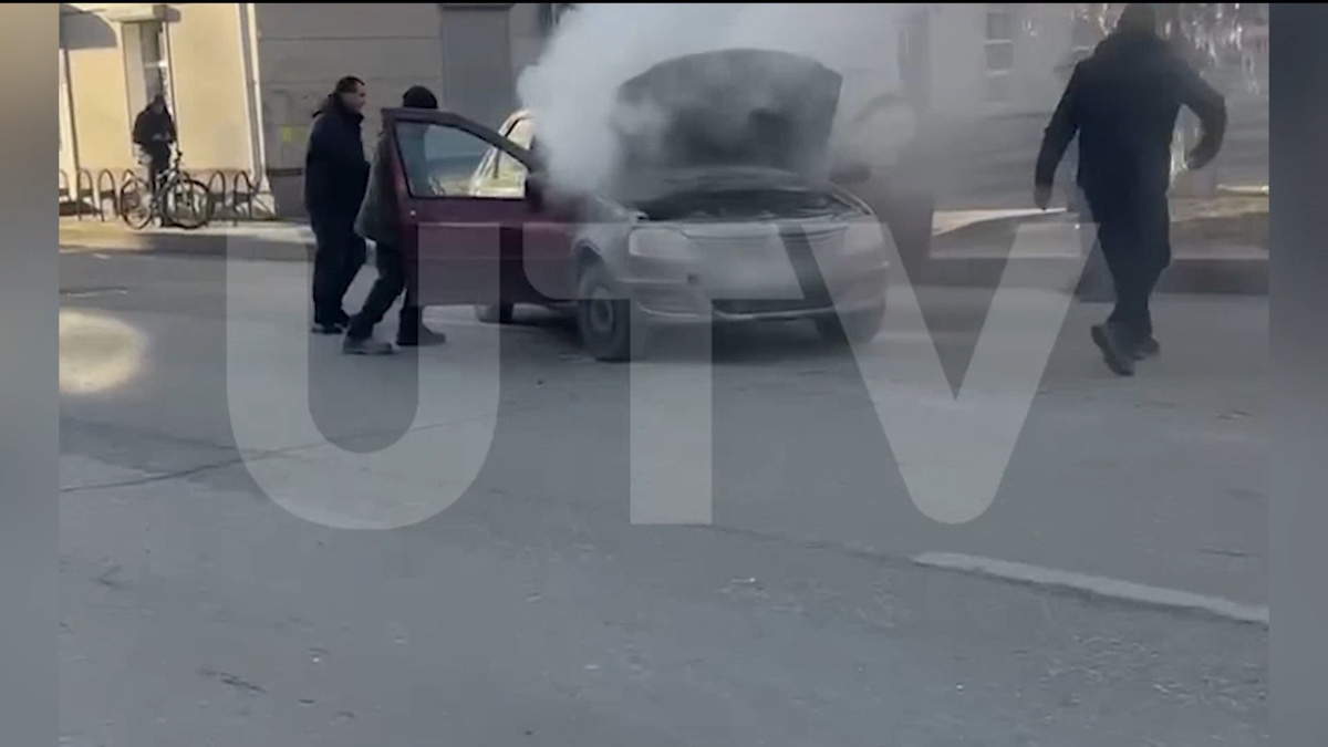    В Уфе во время движения загорелась легковушка