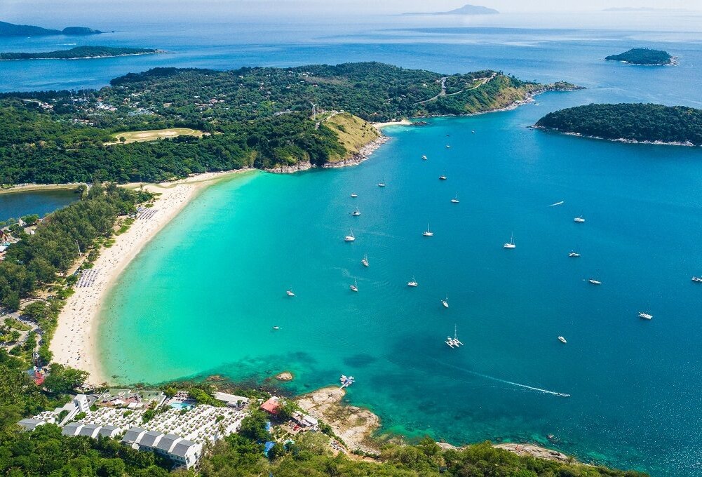 Пляж Най Харн.