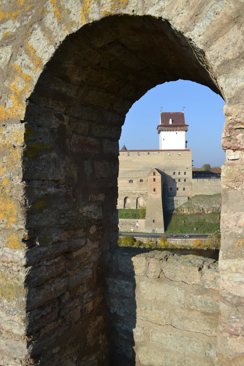 Вид на Нарвский замок