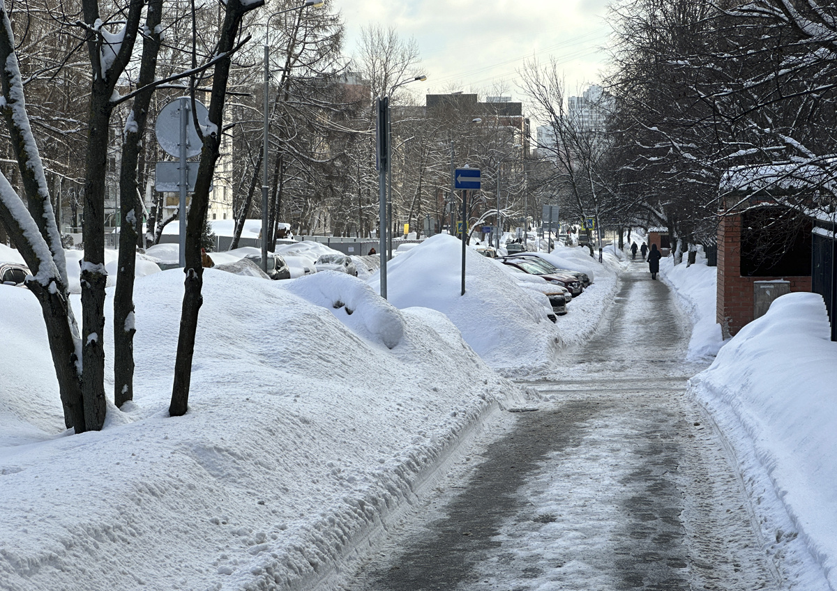    Регионы столкнулись с проблемой уборки снега