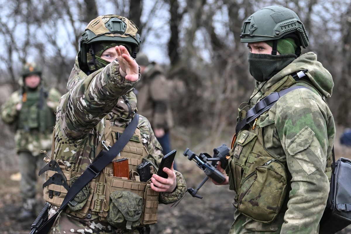     Морские пехотинцы Черноморского флота РФ на позициях в южном секторе СВО / Алексей Майшев