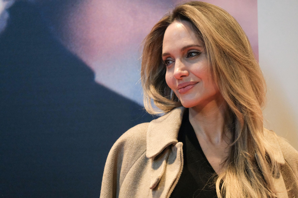 Анджелина Джоли