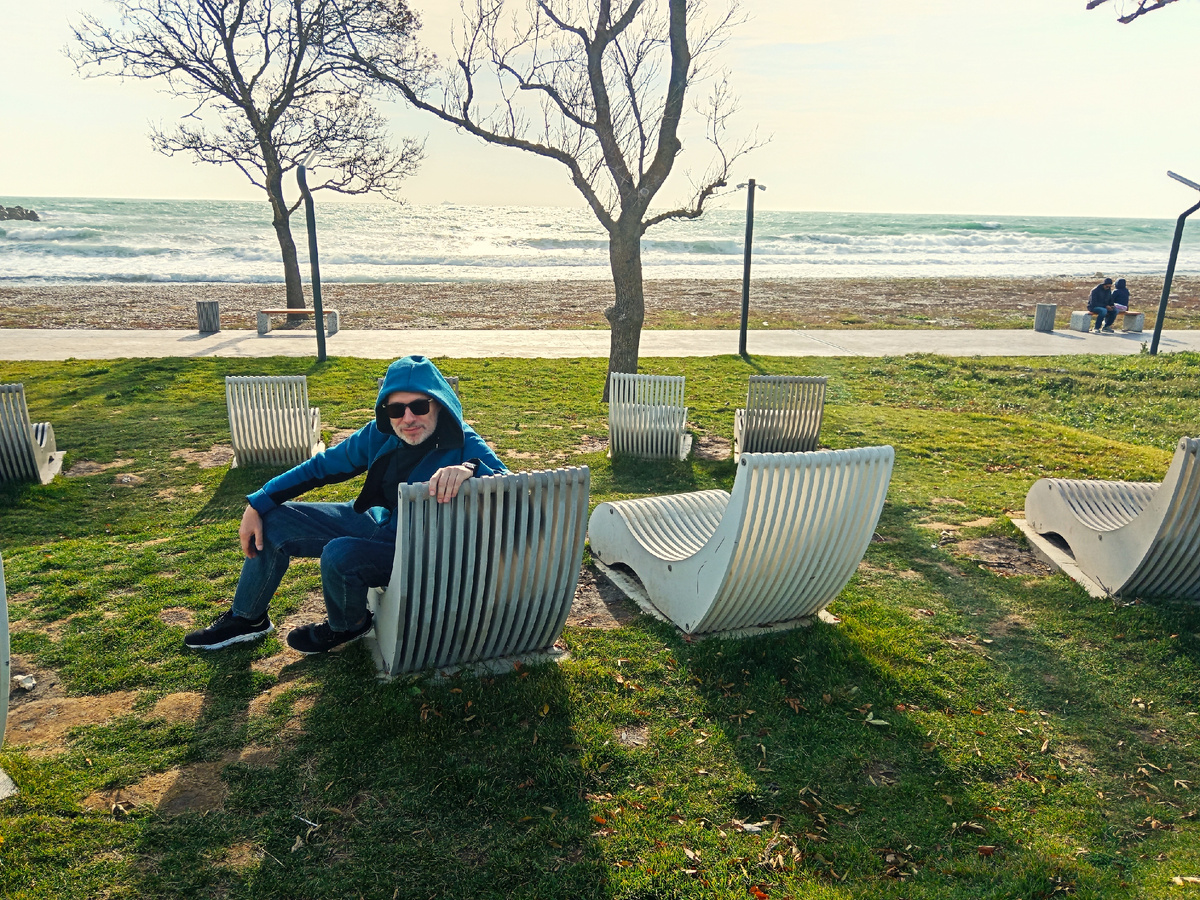 Молодёжный парк, Тонкий мыс, Геленджик, открытое море, Михаил Лекс — автор рассказа >>