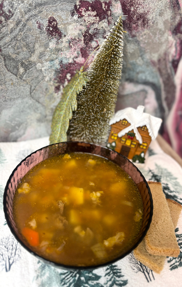 Вкусный гречневый суп.