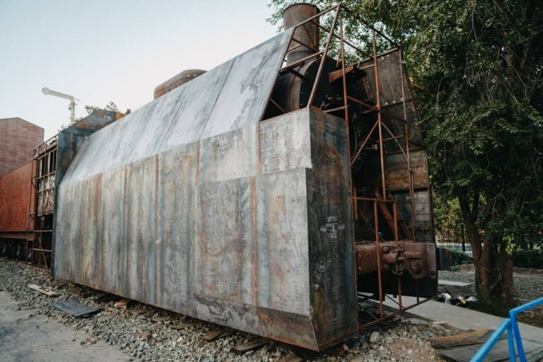    В Оренбурге завершается создание уникальной ретрокопии бронепаровоза Оренбуржье