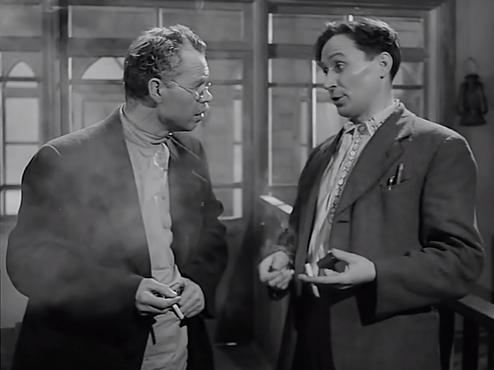 «Поют жаворонки» (1953). Сенкевич - справа. Фото из интернета.