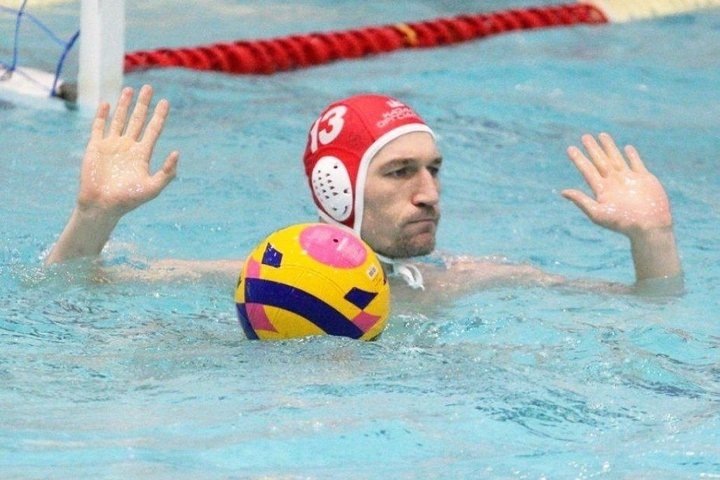 Голкипер казанцев Евгений Костров. предоставлено СК «Синтез»