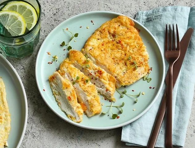 Отбивные грудки в кляре на сковороде