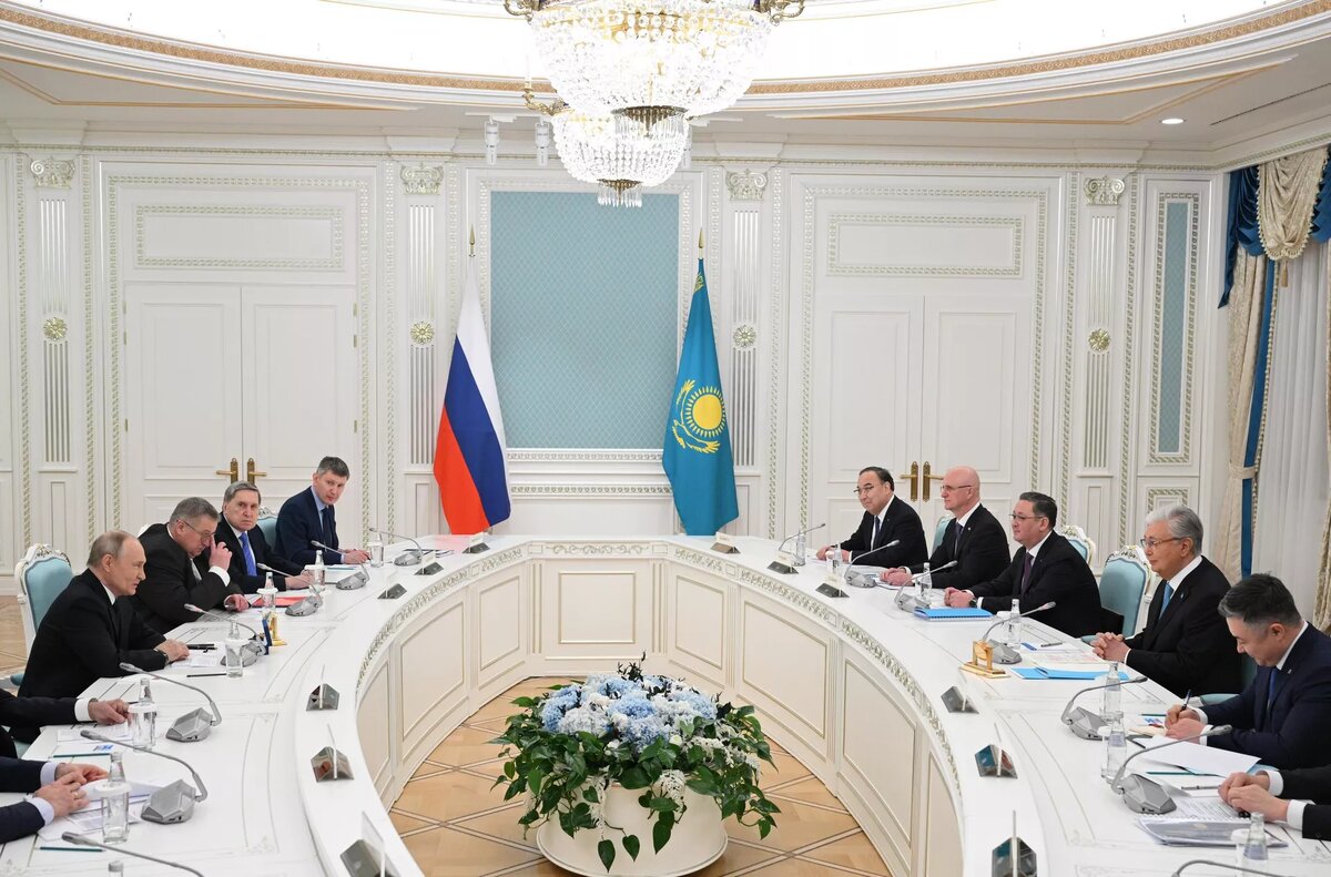 Переговоры Токаева и Путина в Акорде © Sputnik / Рамиль Ситдиков