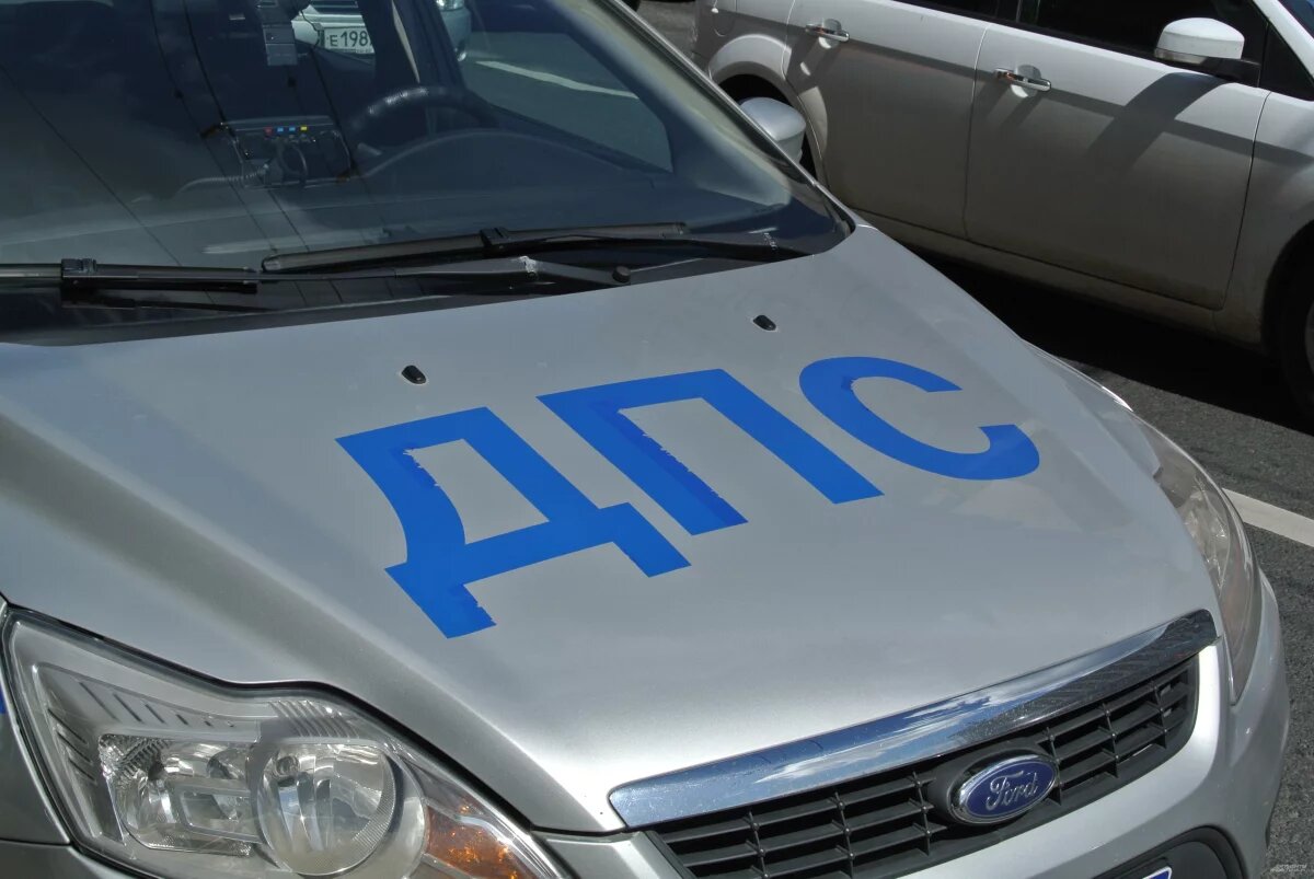    В Пыть-Яхе подростки на автомобиле родителя устроили гонки с полицейскими