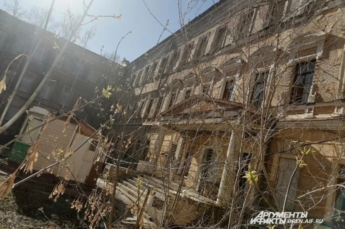    283 млн выделят из бюджета на реставрацию гагаринской «летки» в Оренбурге