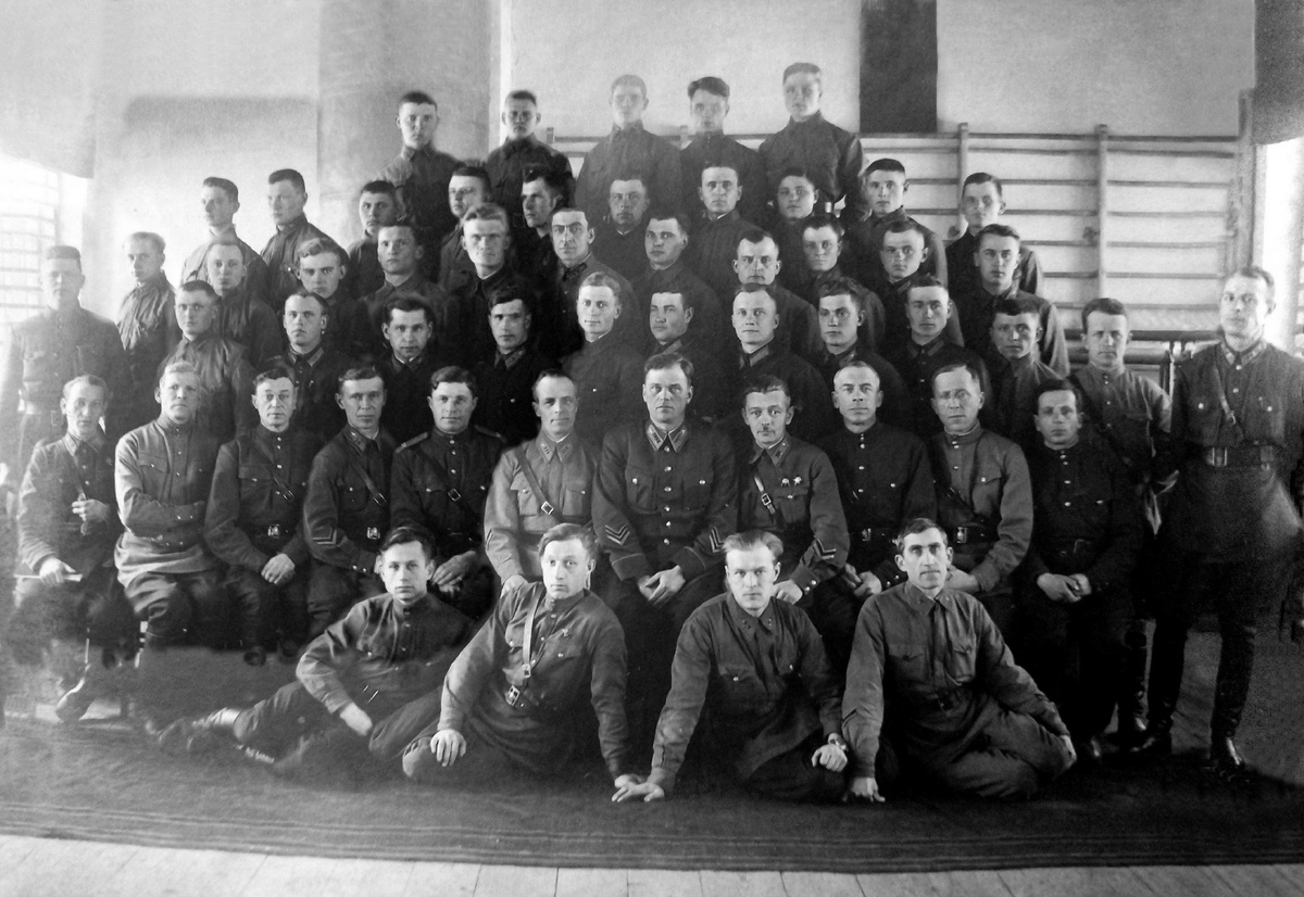 Фотография из архива потомков Захарова Александра Васильевича