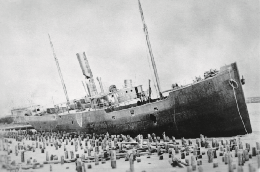 Пароход «Сауле» после возвращения из похода. 1941 год