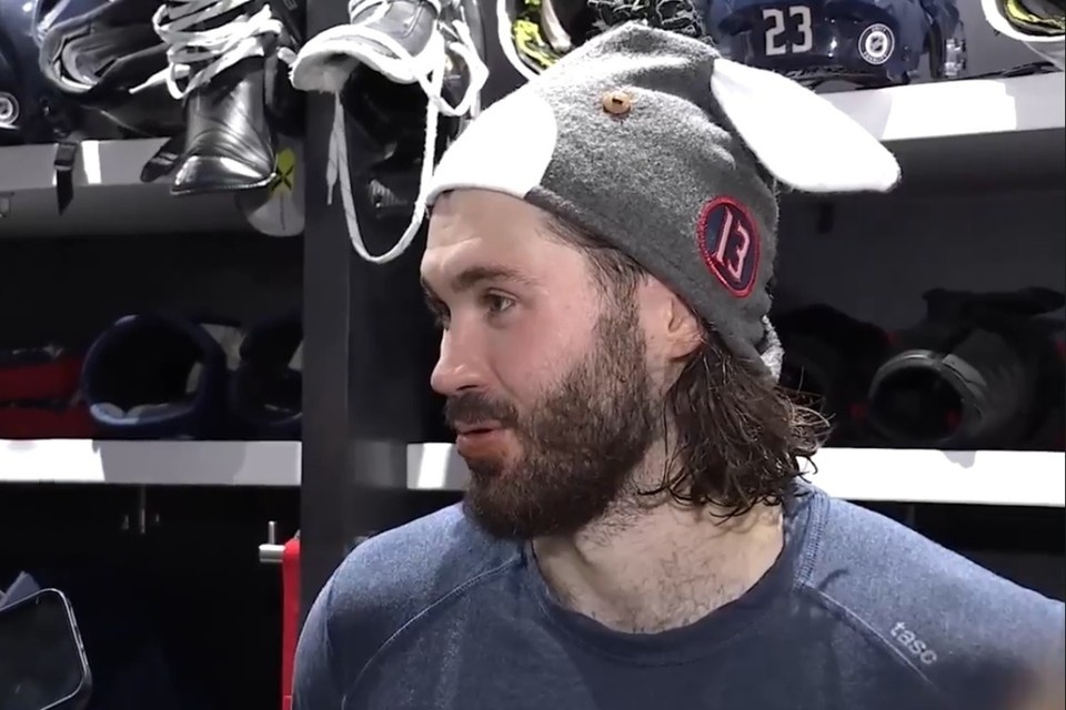    Марченко - один из лидеров клуба НХЛ. Скриншот видео сайта клуба "Коламбус"