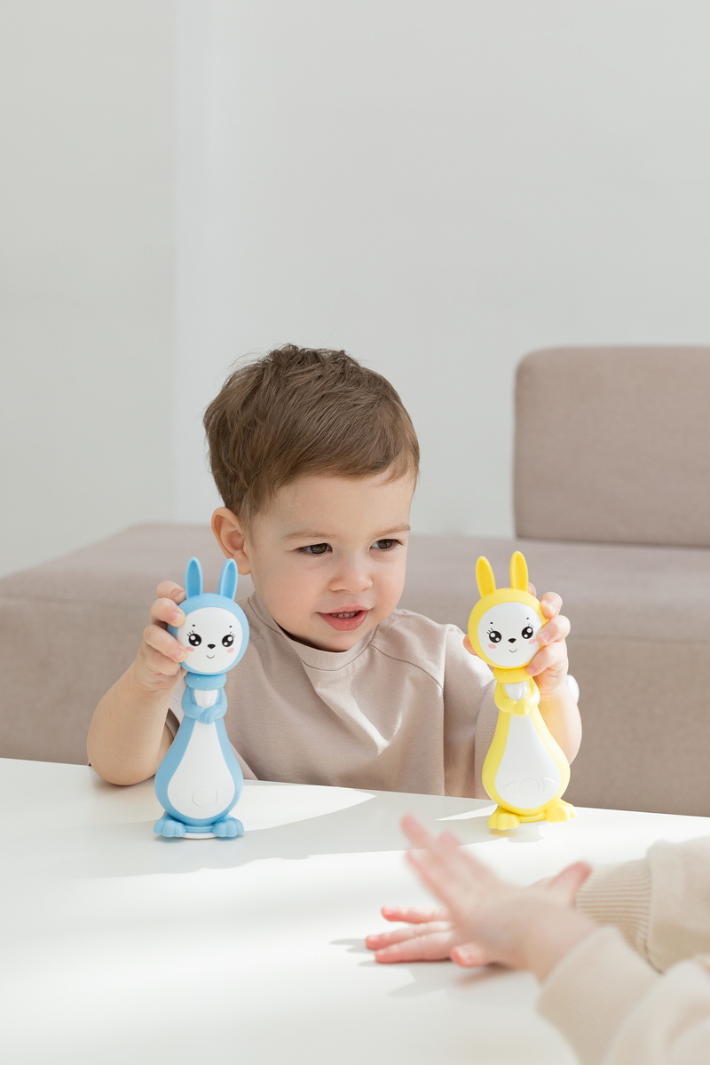 Зайчик Няня Грызушка. Игрушка для детей 0+