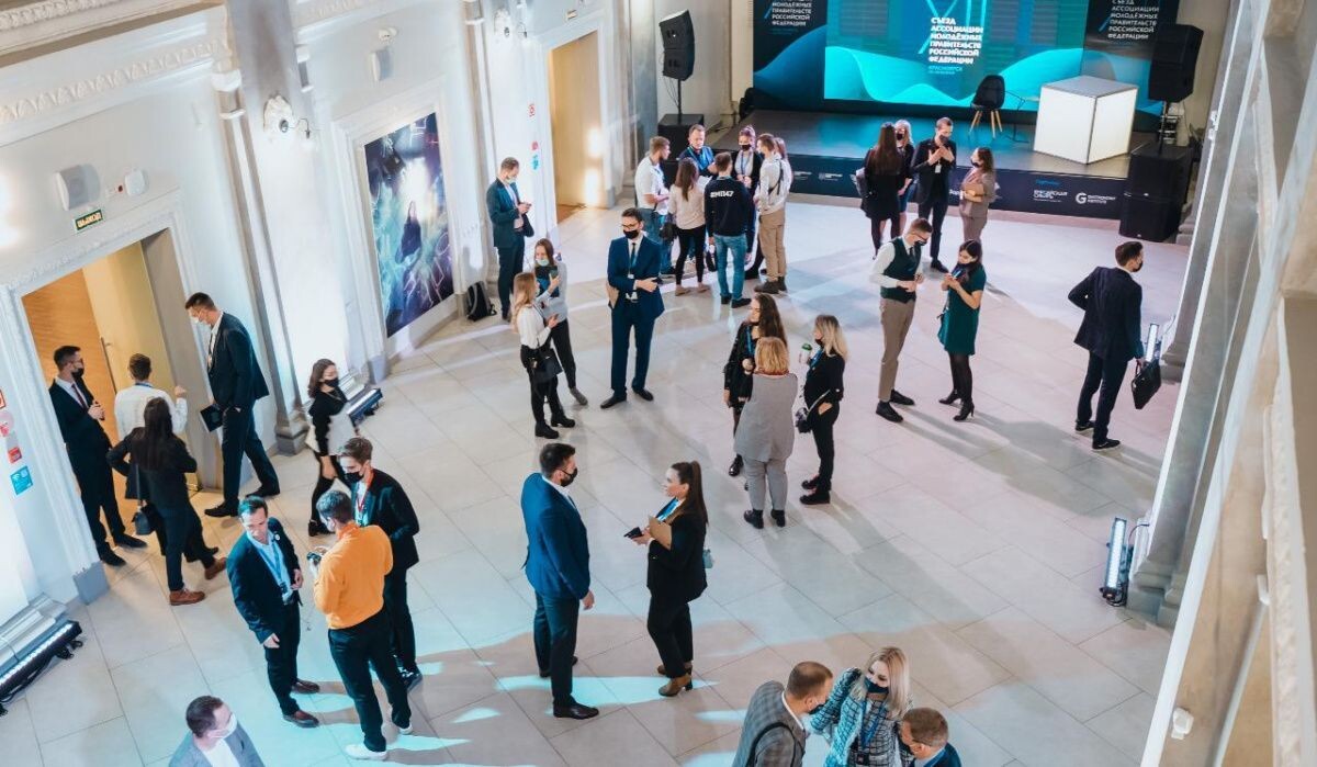     съезд Ассоциации молодёжных правительств РФ. Источник: krskstate.ru Автор фото: Пресс-служба администрации Красноярского края