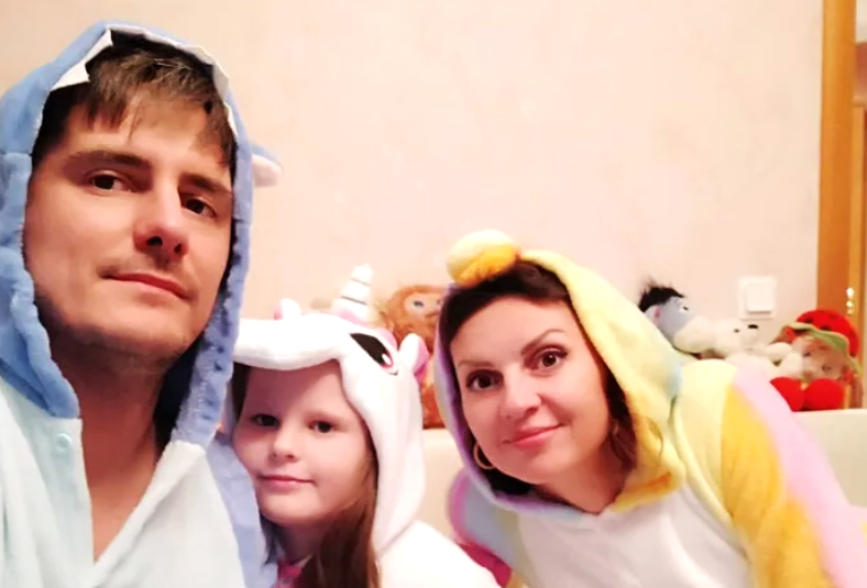 Инна Анциферова и Дмитрий Паламарчук и их дочь