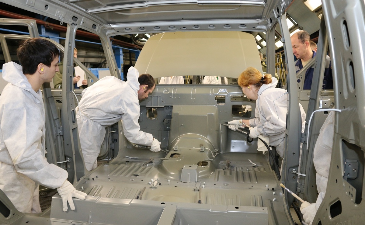    Изображение Ульяновский автомобильный завод 