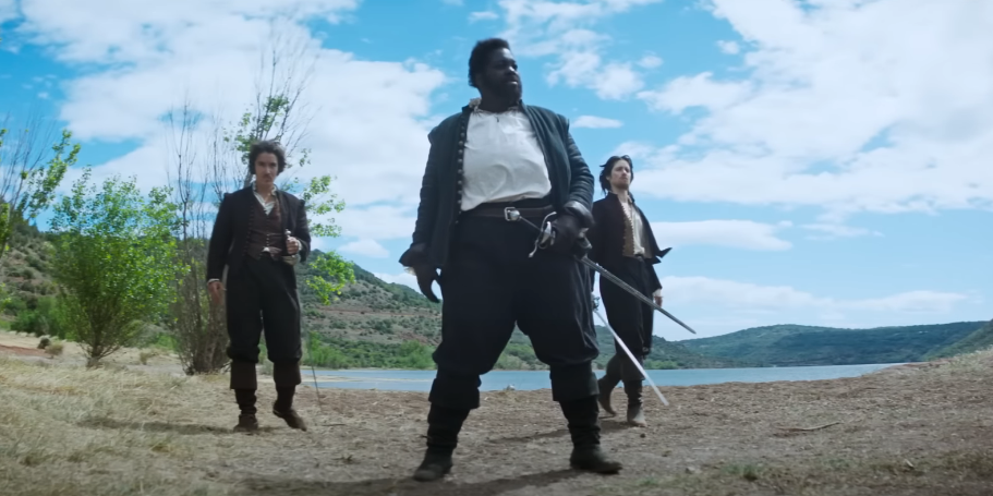 Кадр из трейлера фильма "Все за одного". 