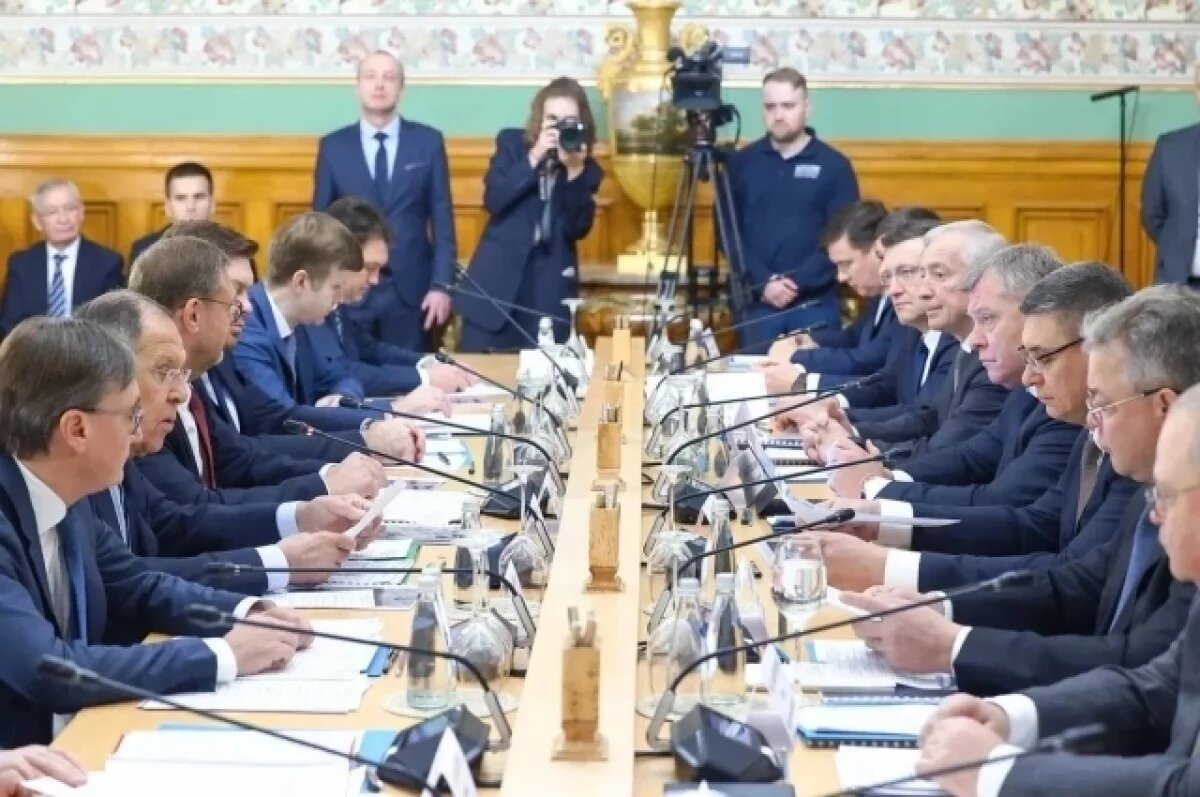    Глеб Никитин предложил отдавать неиспользуемые земли иностранцам