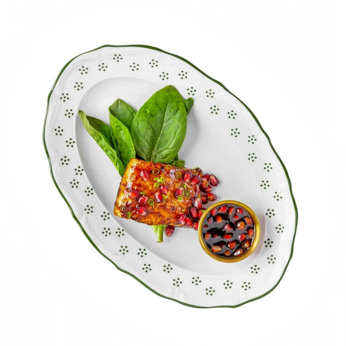 Фото: Осетрина в гранатовом соусе в ресторане «Каспийка»