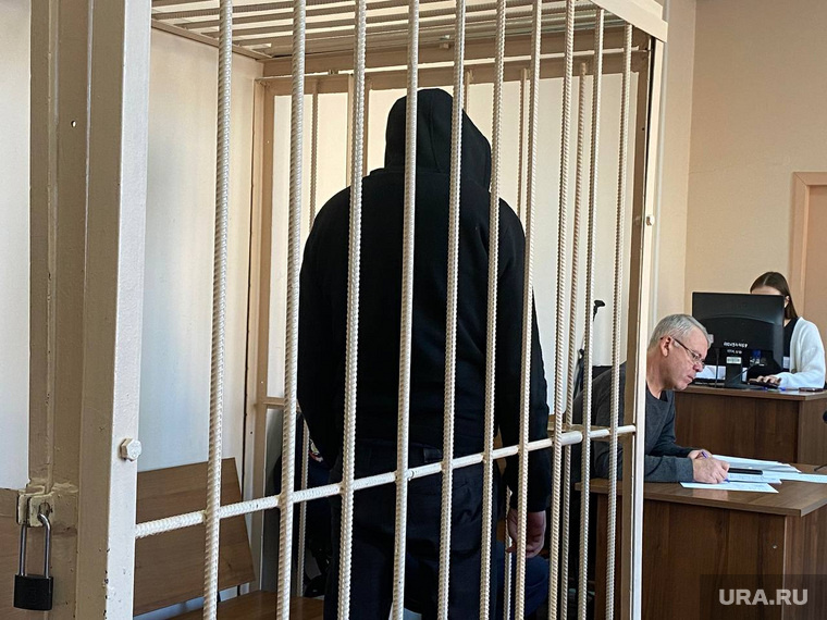 Платон Гоман скрывался от камер и был против участия СМИ. Фото: Павел Сидоров © URA.RU