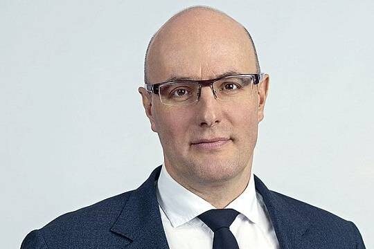    Дмитрий Чернышенко: безработица в России достигла минимума в 2,4 процента