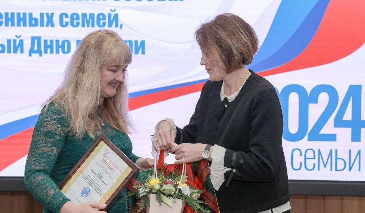     Награждение. Источник: admgor.nnov.ru Автор фото: Пресс-служба администрации Нижнего Новгорода