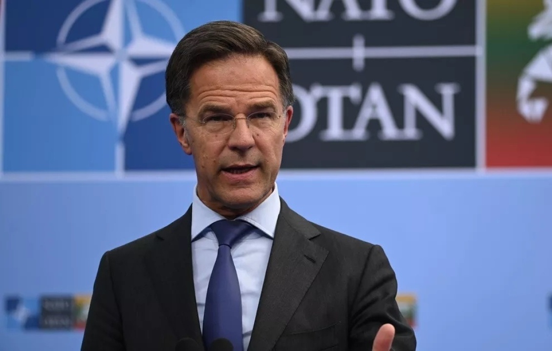    Рютте не считает отправку сил НАТО на Украину мудрым решением