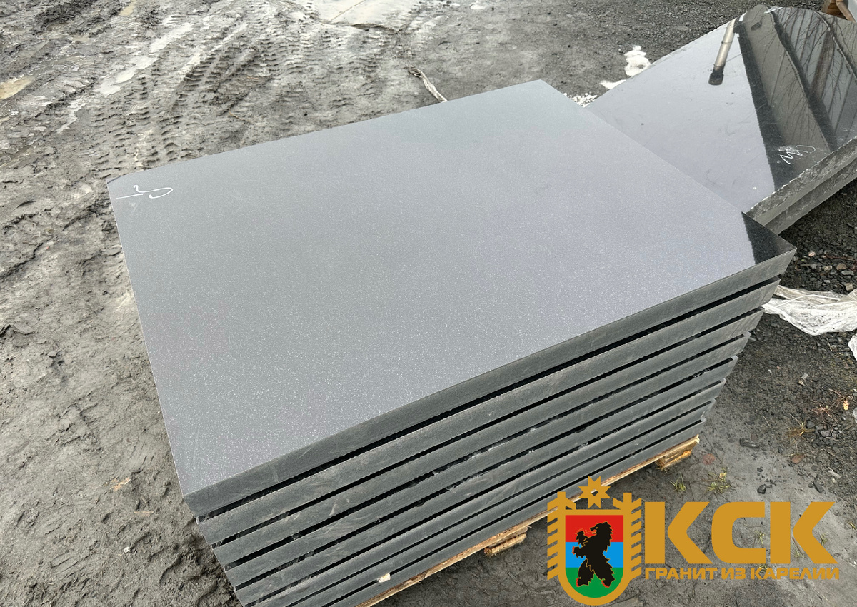 Стелы из габбро-диабаза 120х90х5