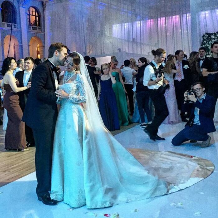 Галина Юдашкина и Пётр Максаков - свадьба. / Фото: mamaplus.md
