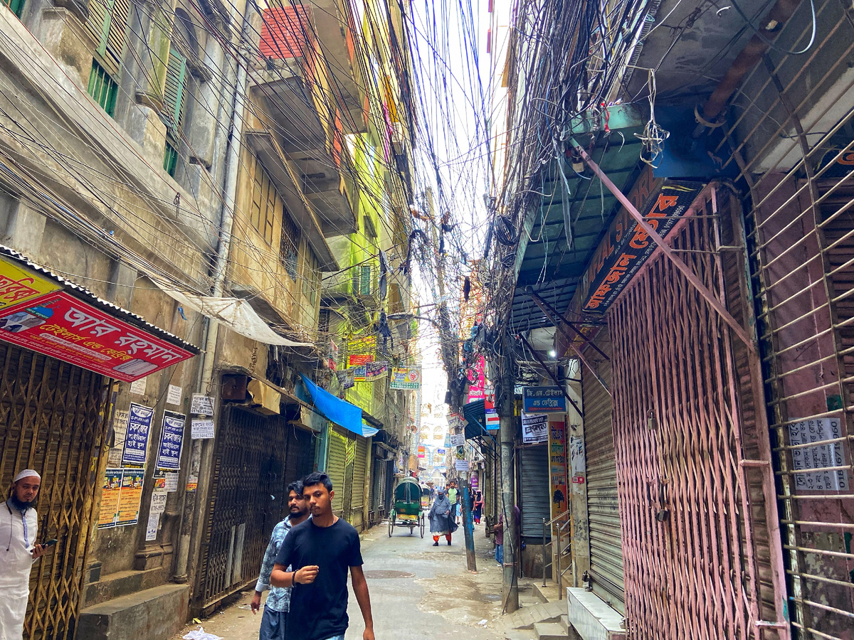 Узенькие улицы Дакки
