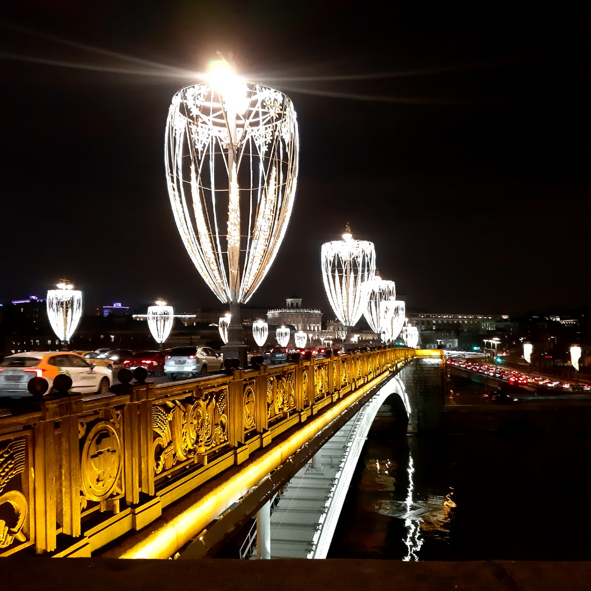 Новогодняя Москва 2025 год Большой Каменный мост.