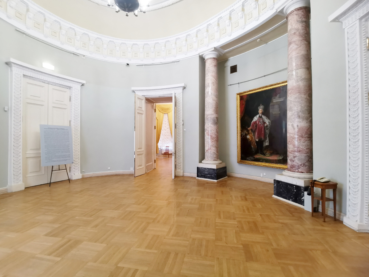 Экспозиции  "Русская академическая живопись конца XVIII – первой половины XIX века". Фото автора.