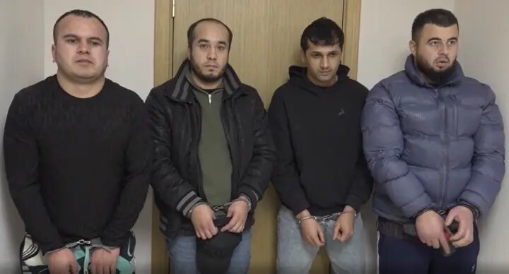 А вот и "обниматели"