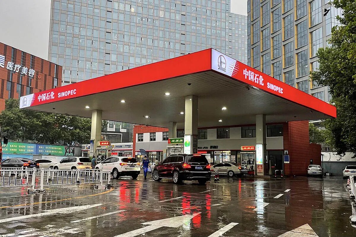 Заправка в Китае. © ru.wikipedia.org