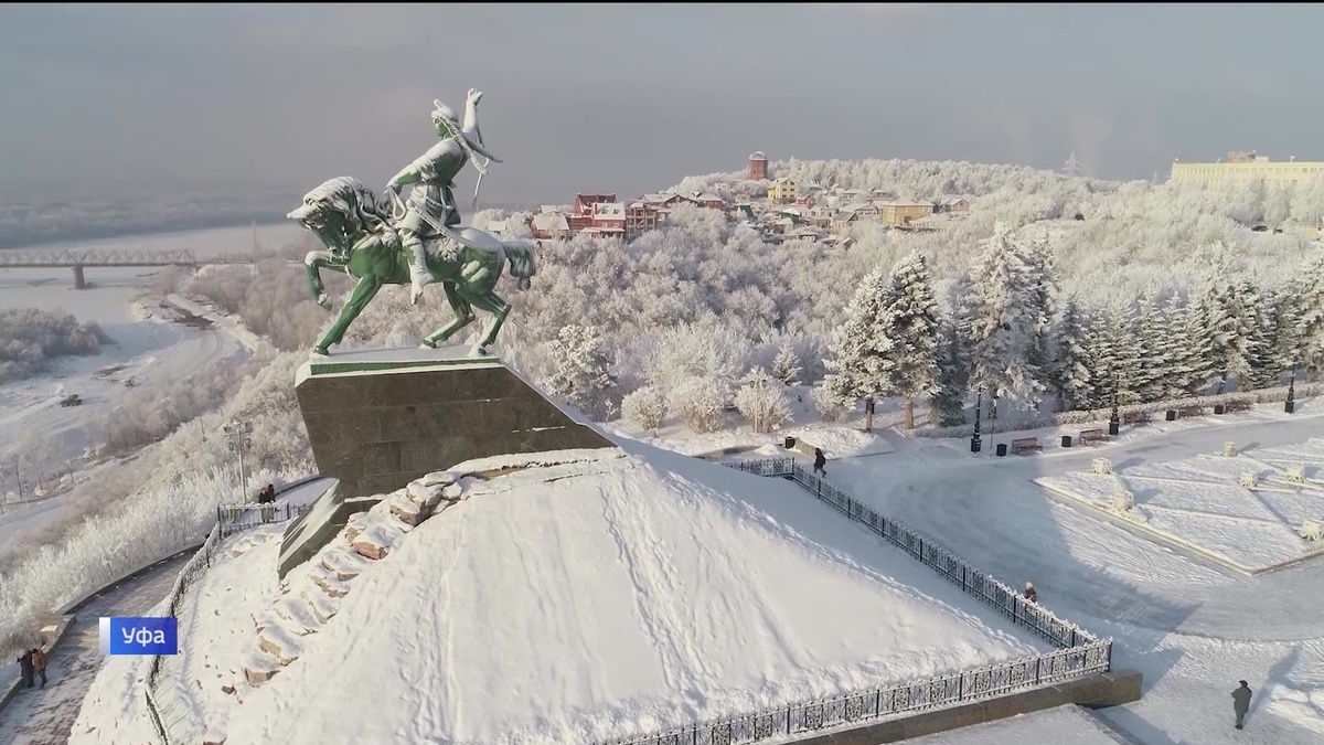    В Центробанке предложили изобразить уфимский памятник Салавату Юлаеву на новой купюре в 1000 рублей
