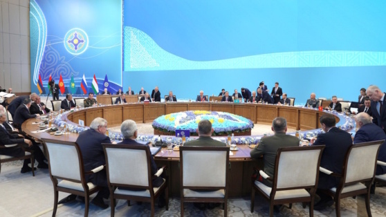    Лидеры ОДКБ подписали документы об оснащении сил вооружением и техникой Андрей Бурков