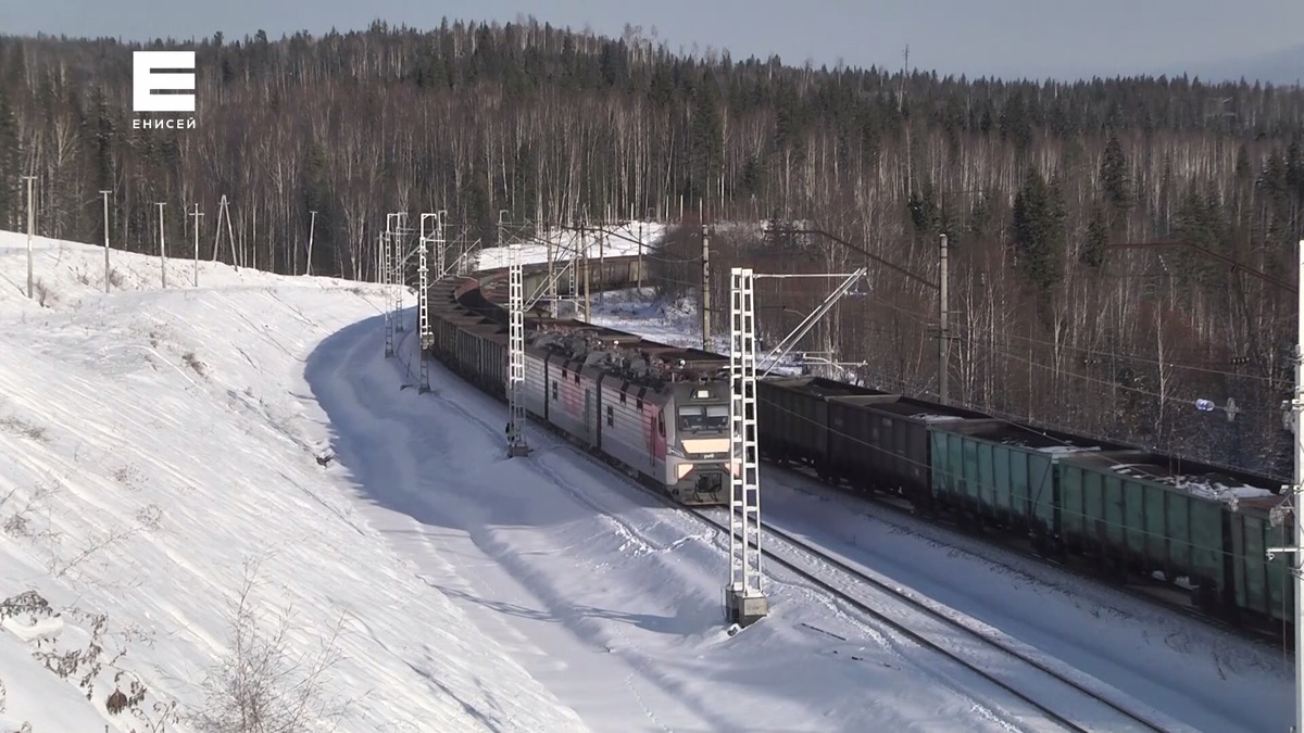     В Курагинском районе у поселка Кошурниково завершилось строительство вторых железнодорожных путей