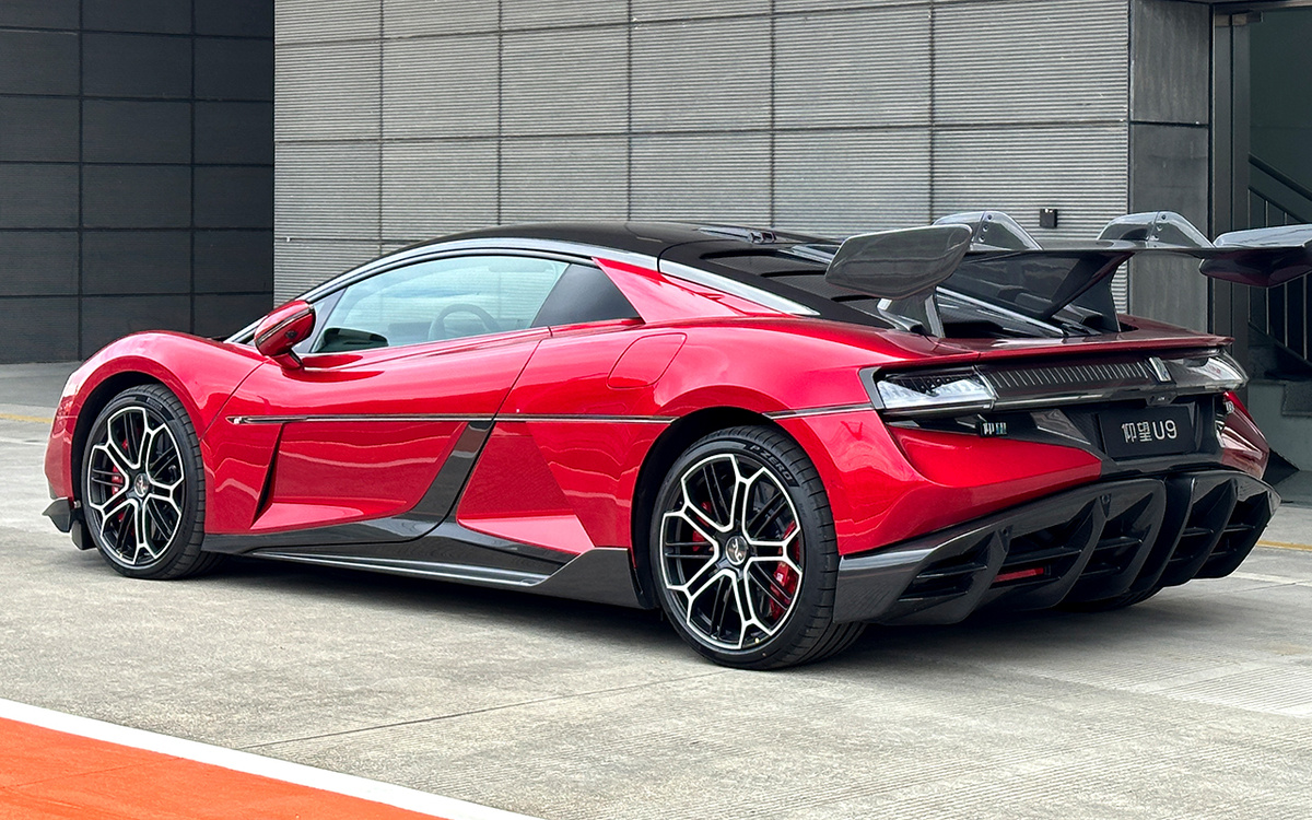 BYD Yangwang U9. Фото: BYD