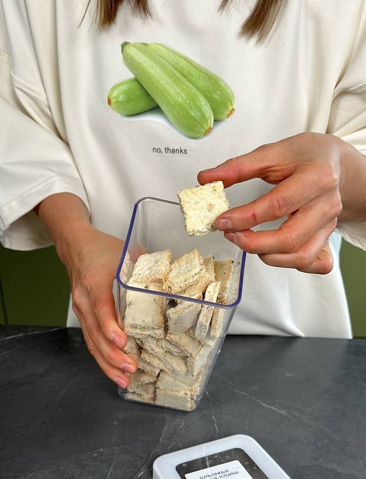 Дегидрированные бульонные кубики