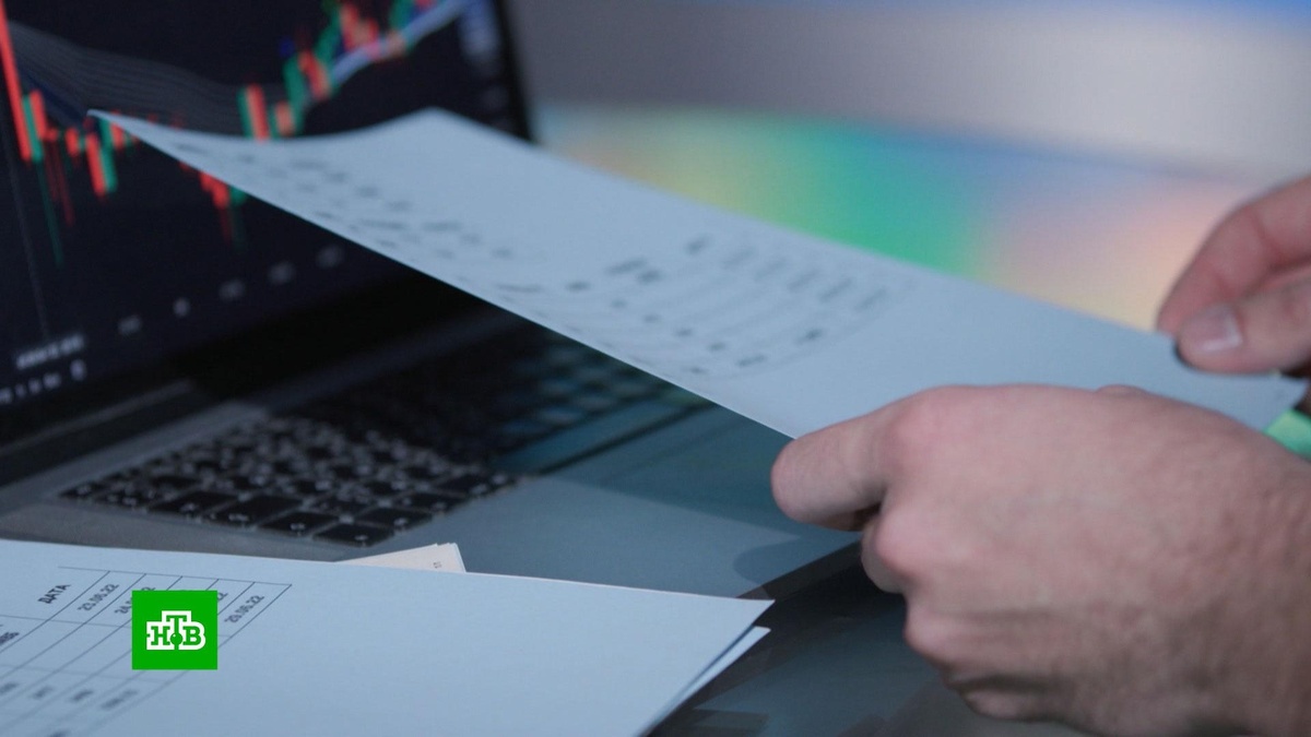    Доллар откатился от максимума