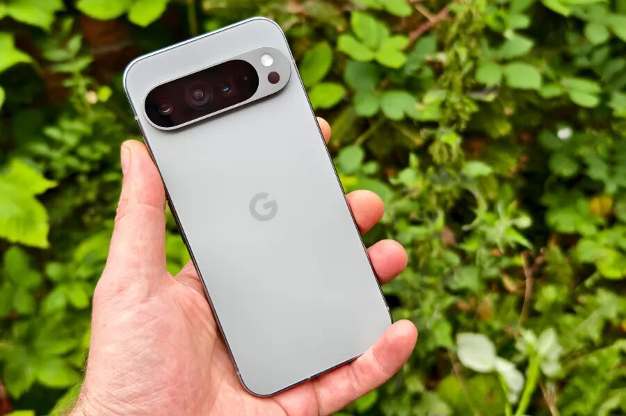 Google Pixel 9 Pro подойдет тем, кто любит маленькие телефоны