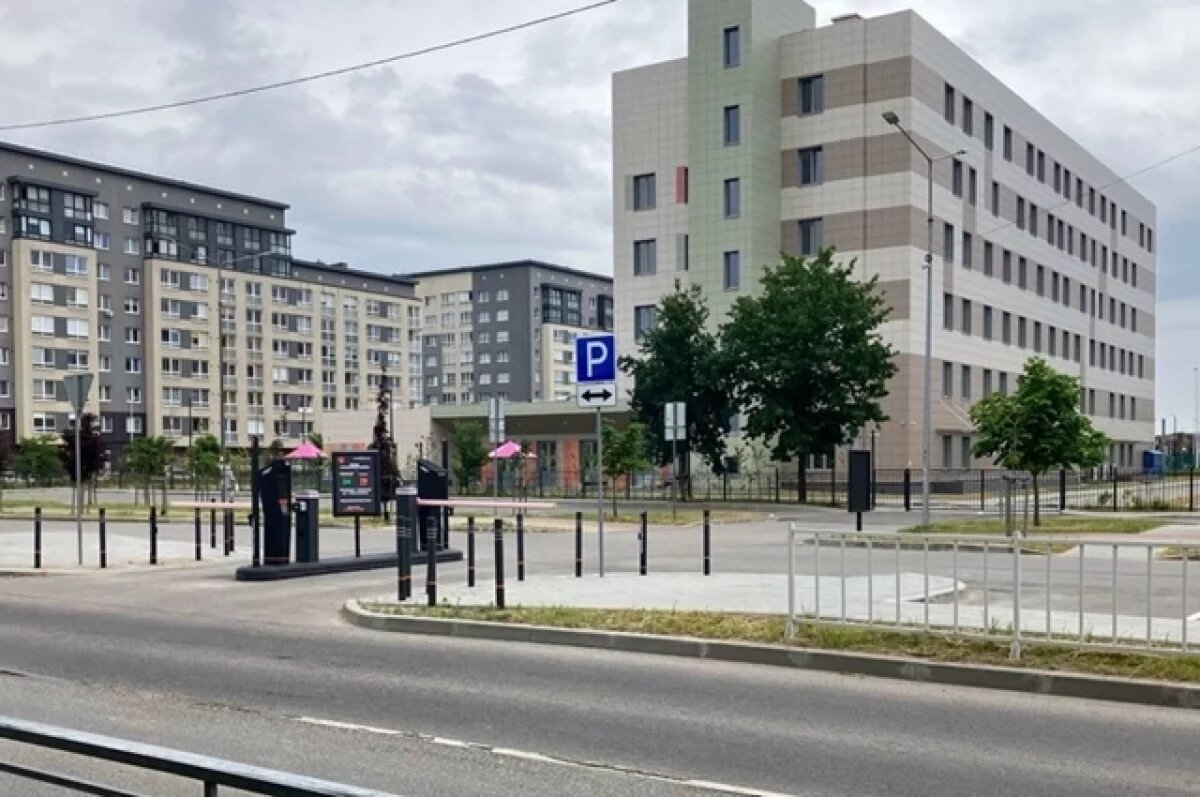    В администрации рассказали, как пользоваться парковкой у новой поликлиники