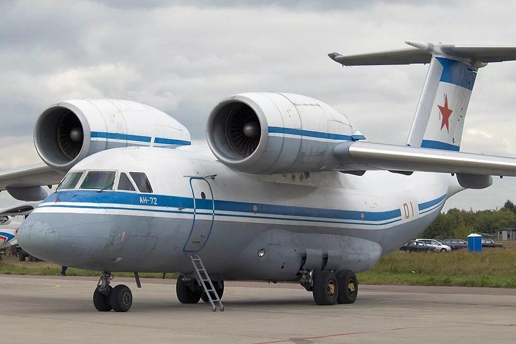 Антонов Ан-72