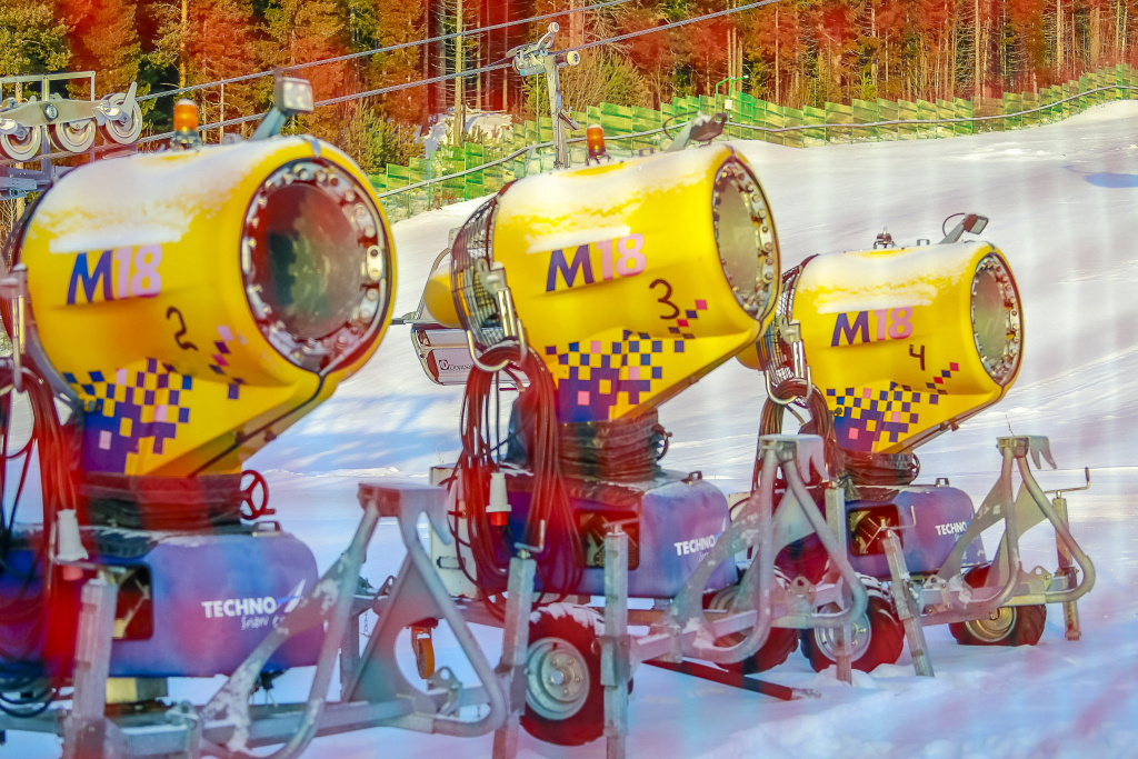    Югре не хватает снега и мороза: открытие горнолыжного сезона откладывается