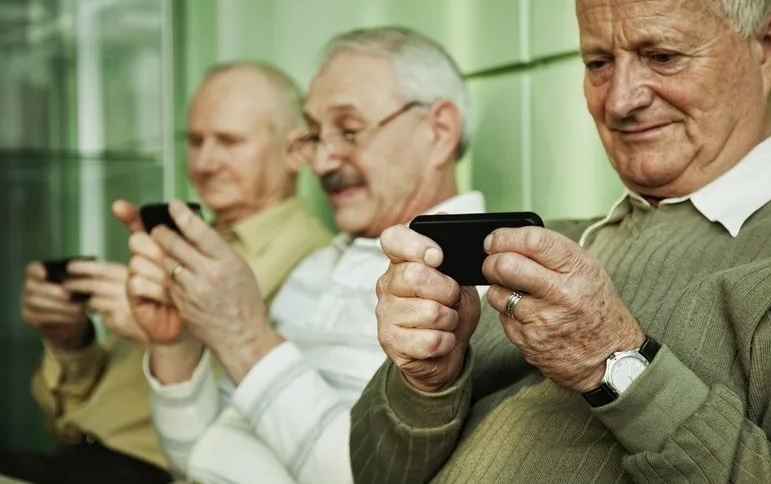 так быстро всё произошло, что сделать реальное фото не успела