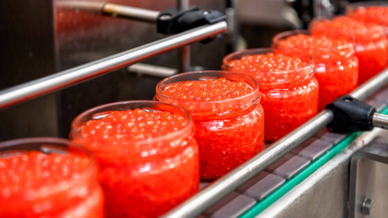    В России будут блокировать продажу просроченной икры и растительного масла Андрей Бурков